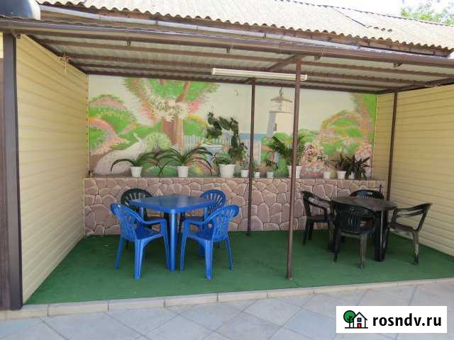 Дом 90 м² на участке 3 сот. в аренду посуточно в Ейске Ейск - изображение 1