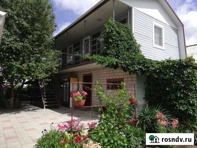 Коттедж 60 м² на участке 6 сот. в аренду посуточно в Яровом Яровое - изображение 1