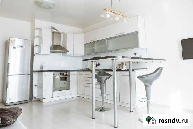 2-комнатная квартира, 60 м², 11/15 эт. в аренду посуточно в Иркутске Иркутск - изображение 1