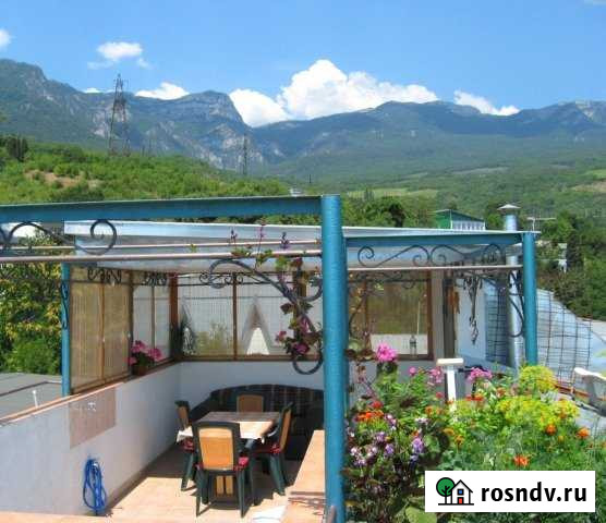 2-комнатная квартира, 50 м², 3/3 эт. в аренду посуточно в Ялте Ялта - изображение 1