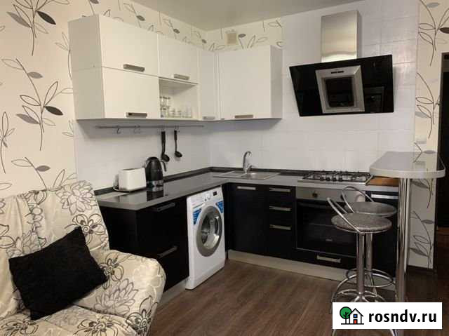 1-комнатная квартира, 40 м², 6/9 эт. в аренду посуточно в Камышине Камышин - изображение 1