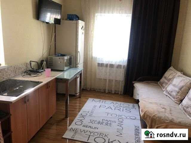 Дом 35 м² на участке 2 сот. в аренду посуточно в Севастополе Севастополь - изображение 1