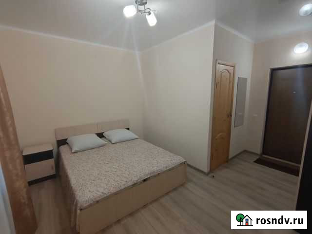 Комната 18 м² в 1-ком. кв., 1/2 эт. в аренду посуточно в Геленджике Геленджик - изображение 1