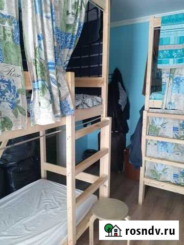 Комната 16 м² в 5-ком. кв., 1/9 эт. в аренду посуточно в Москве Москва - изображение 1