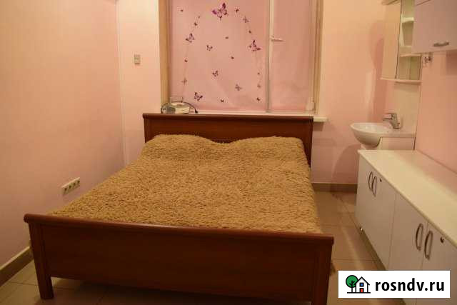 Комната 19 м² в 1-ком. кв., 1/5 эт. в аренду посуточно в Уфе Уфа - изображение 1