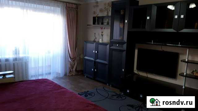 2-комнатная квартира, 56 м², 2/5 эт. в аренду посуточно в Каменске-Шахтинском Каменск-Шахтинский - изображение 1