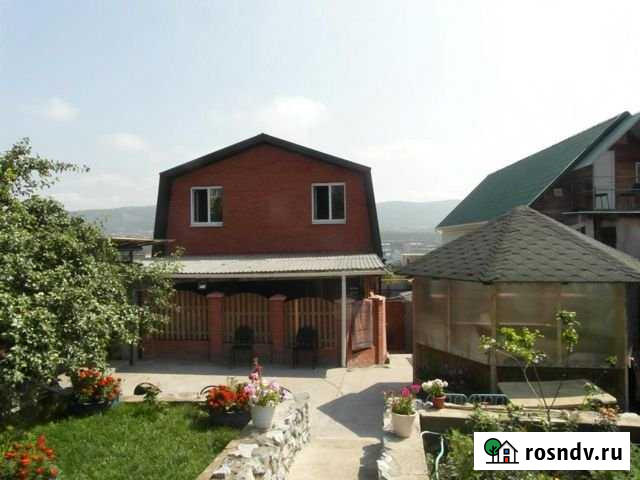 Коттедж 100 м² на участке 8 сот. в аренду посуточно в Миассе Миасс - изображение 1