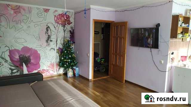3-комнатная квартира, 55 м², 2/2 эт. на продажу в Урюпинске Урюпинск - изображение 1