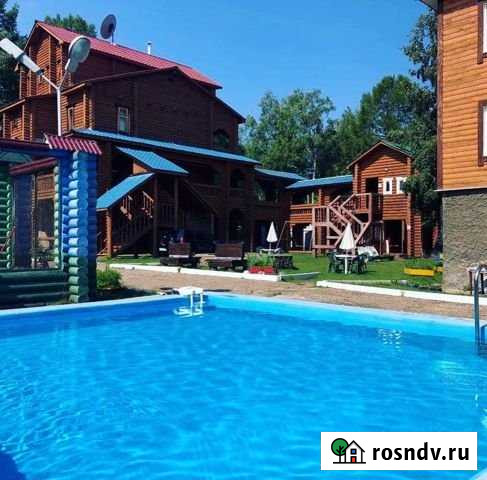 Комната 15 м² в > 9-ком. кв., 1/3 эт. в аренду посуточно в Каменске Каменск - изображение 1