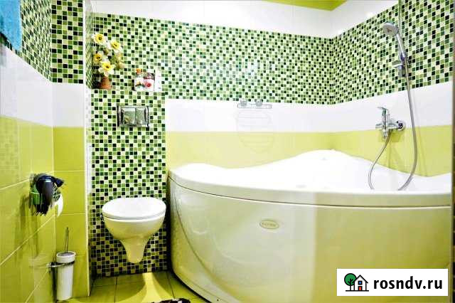 1-комнатная квартира, 55 м², 2/10 эт. в аренду посуточно в Саратове Саратов - изображение 1