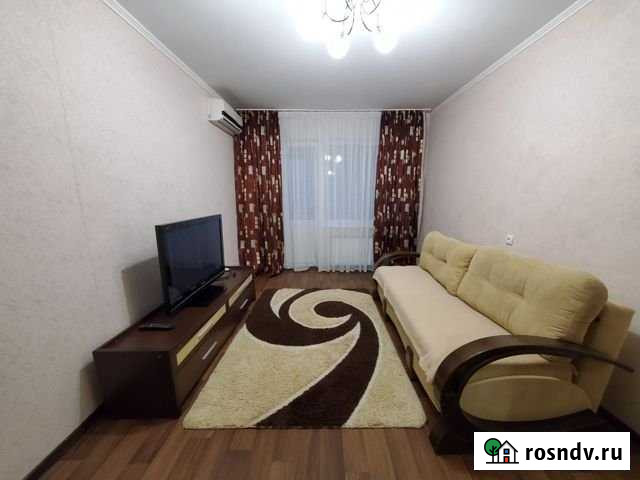 2-комнатная квартира, 48 м², 3/9 эт. в аренду на длительный срок в Симферополе Симферополь - изображение 1