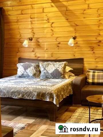 Комната 20 м² в 1-ком. кв., 1/3 эт. в аренду посуточно в Феодосии Феодосия - изображение 1