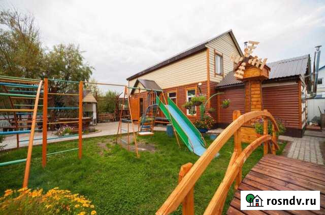 Коттедж 200 м² на участке 6 сот. в аренду посуточно в Сургуте Ханты-Мансийского АО Сургут - изображение 1