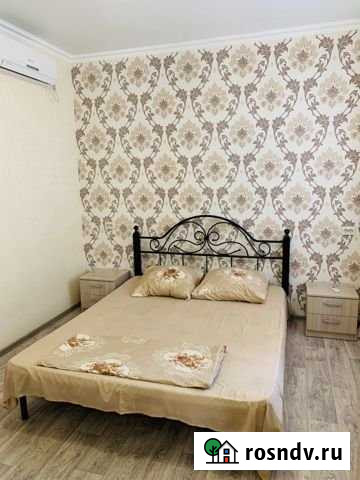 Комната 19 м² в 1-ком. кв., 1/1 эт. в аренду посуточно в Кабардинке Кабардинка - изображение 1