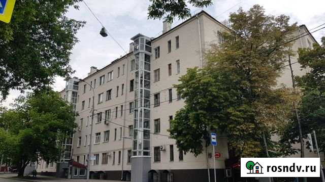 Комната 19 м² в 4-ком. кв., 3/5 эт. на продажу в Москве Москва - изображение 1