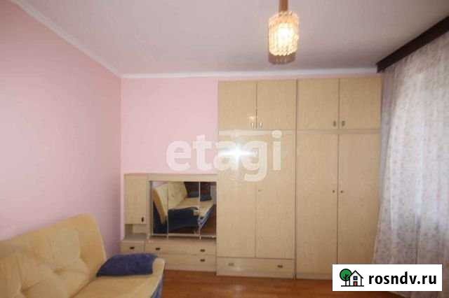 Комната 13 м² в 4-ком. кв., 4/4 эт. в аренду на длительный срок в Тюмени Тюмень - изображение 1