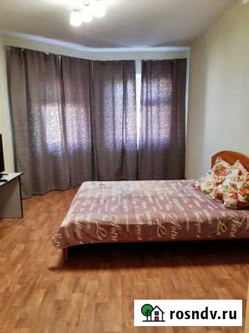 1-комнатная квартира, 40 м², 9/9 эт. в аренду посуточно в Нижневартовске Нижневартовск - изображение 1