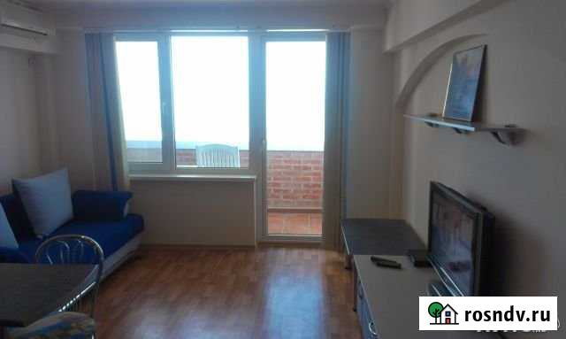 2-комнатная квартира, 40 м², 2/3 эт. в аренду посуточно в Алуште Алушта - изображение 1