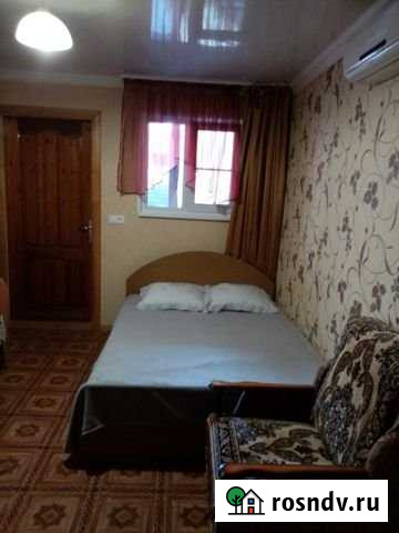 Комната 30 м² в 1-ком. кв., 1/1 эт. в аренду посуточно в Анапе Анапа - изображение 1