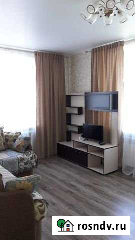 2-комнатная квартира, 45 м², 2/3 эт. в аренду посуточно в Петергофе Петергоф - изображение 1