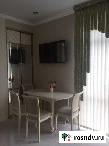 2-комнатная квартира, 35 м², 2/4 эт. в аренду посуточно в Сочи Сочи - изображение 1