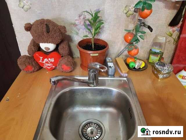 Комната 16 м² в 5-ком. кв., 2/3 эт. на продажу в Мурманске Мурманск - изображение 1