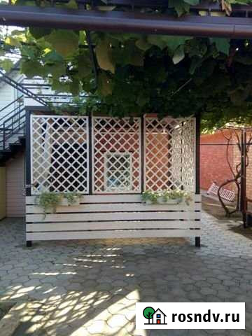 Дом 82 м² на участке 2.5 сот. в аренду посуточно в Ейске Ейск - изображение 1