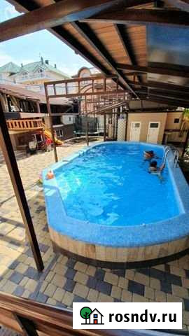 Комната 23 м² в 1-ком. кв., 2/4 эт. в аренду посуточно в Витязево Витязево - изображение 1