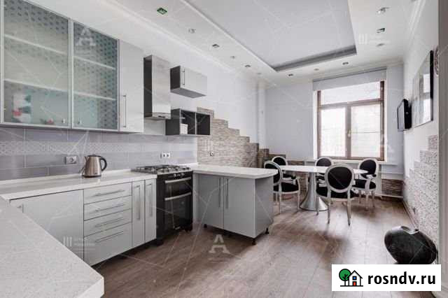 4-комнатная квартира, 95 м², 2/6 эт. в аренду на длительный срок в Санкт-Петербурге Санкт-Петербург - изображение 1