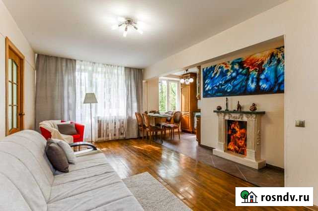 2-комнатная квартира, 51 м², 2/5 эт. в аренду посуточно в Москве Москва - изображение 1