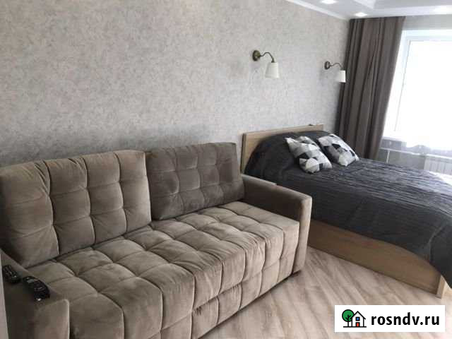 1-комнатная квартира, 36 м², 2/5 эт. в аренду посуточно в Тихвине Тихвин - изображение 1