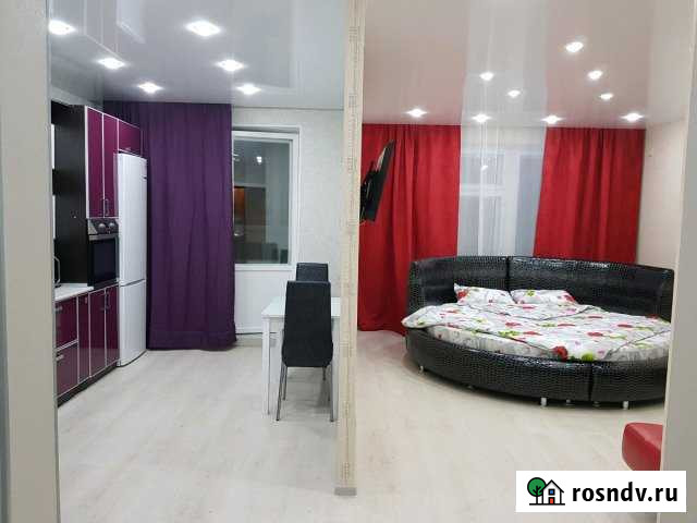 1-комнатная квартира, 44 м², 15/17 эт. в аренду посуточно в Набережных Челнах Набережные Челны - изображение 1