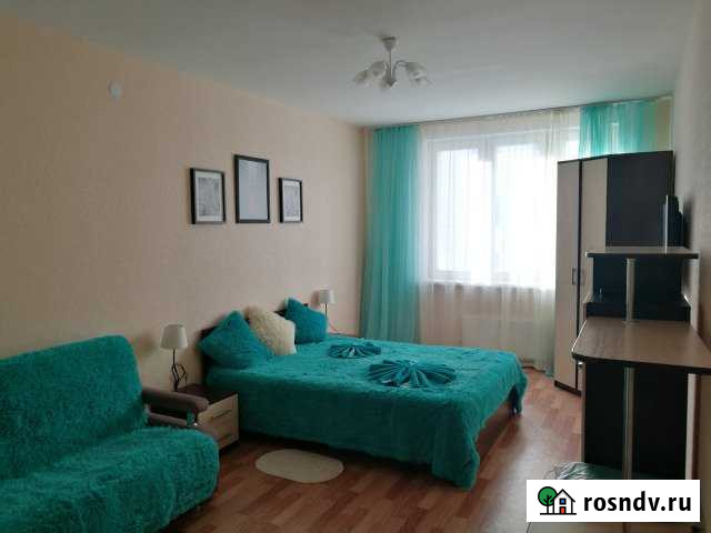 1-комнатная квартира, 45 м², 10/25 эт. в аренду посуточно в Красноярске Красноярск - изображение 1