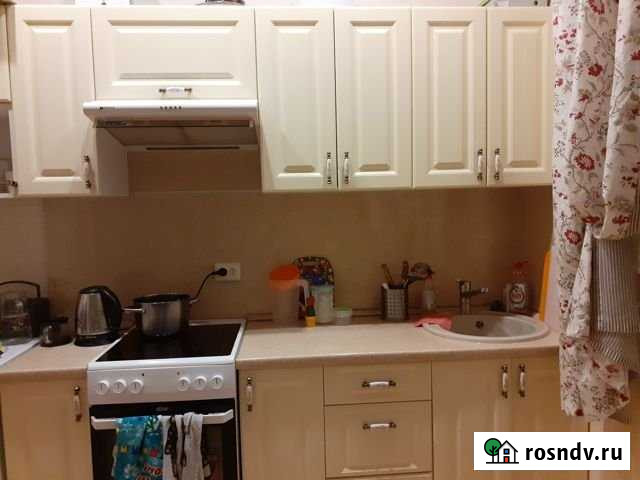 1-комнатная квартира, 36 м², 2/5 эт. в аренду посуточно в Омске Омск - изображение 1