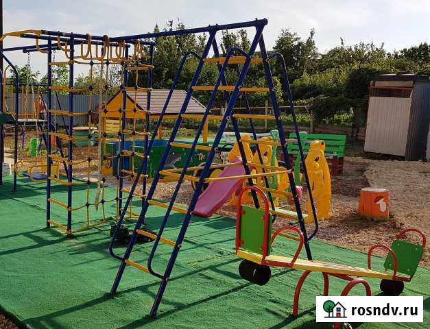 Комната 18 м² в 5-ком. кв., 1/2 эт. в аренду посуточно в Голубицкой Голубицкая - изображение 1