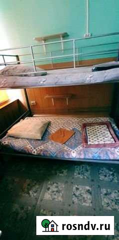 Комната 40 м² в 8-ком. кв., 2/2 эт. в аренду посуточно в Чебоксарах Чебоксары - изображение 1