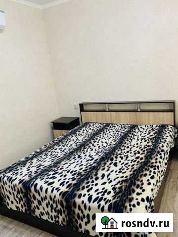 Комната 27 м² в 2-ком. кв., 1/1 эт. в аренду посуточно в Кабардинке Кабардинка - изображение 1