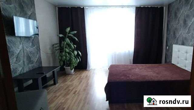 1-комнатная квартира, 42 м², 8/10 эт. в аренду посуточно в Троицке Челябинской области Троицк - изображение 1