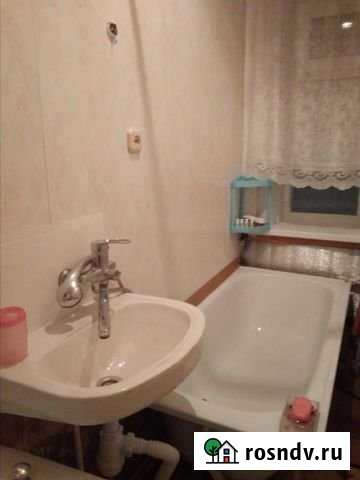 3-комнатная квартира, 70 м², 1/2 эт. в аренду посуточно в Валуйках Валуйки - изображение 1