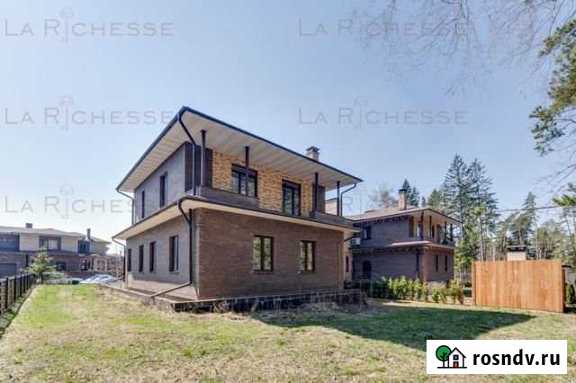 Таунхаус 421.1 м² на участке 6.2 сот. на продажу в Красногорске Московской области Красногорск - изображение 1