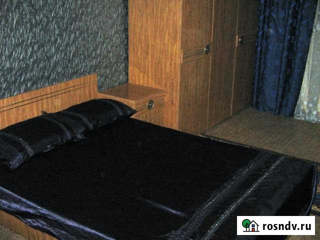 Комната 15 м² в 3-ком. кв., 8/9 эт. в аренду посуточно в Волгограде Волгоград - изображение 1