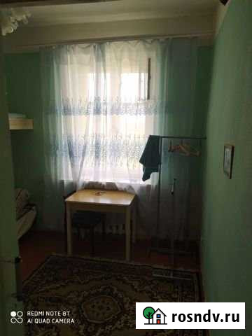 Комната 15 м² в 5-ком. кв., 4/5 эт. в аренду посуточно в Камышине Камышин - изображение 1