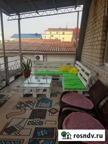 Комната 13 м² в > 9-ком. кв., 1/2 эт. в аренду посуточно в Витязево Витязево - изображение 1