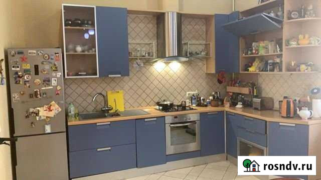 Комната 30 м² в 3-ком. кв., 2/4 эт. в аренду на длительный срок в Санкт-Петербурге Санкт-Петербург - изображение 1