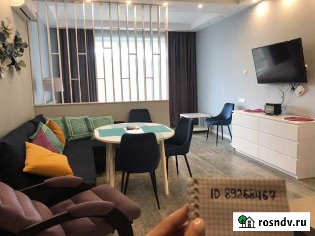 Квартира-студия, 50 м², 2/8 эт. в аренду посуточно в Ялте Ялта - изображение 1