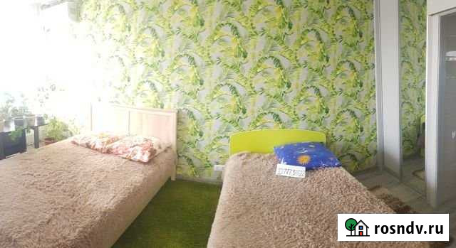 Комната 15 м² в 3-ком. кв., 2/2 эт. в аренду посуточно в Керче Керчь - изображение 1