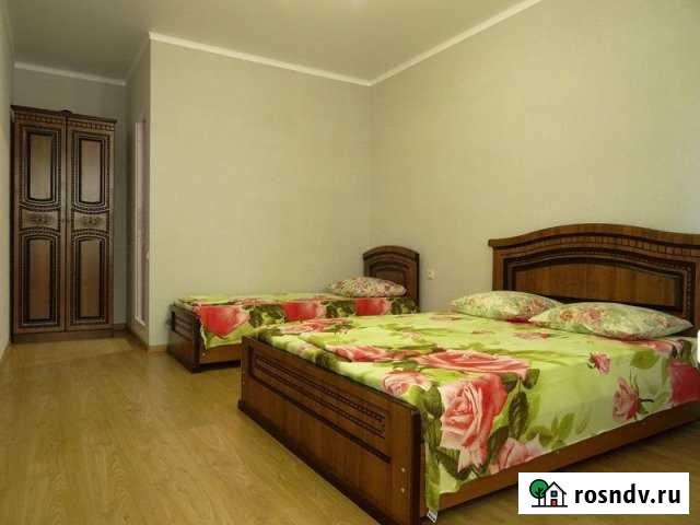 Комната 18 м² в > 9-ком. кв., 1/2 эт. в аренду посуточно в Сочи Сочи - изображение 1