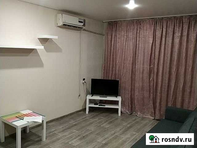 1-комнатная квартира, 38 м², 1/5 эт. в аренду посуточно в Тихорецке Тихорецк - изображение 1