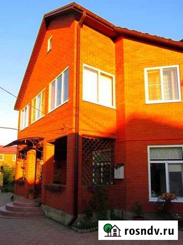 Коттедж 250 м² на участке 8 сот. в аренду посуточно в Голубицкой Голубицкая - изображение 1