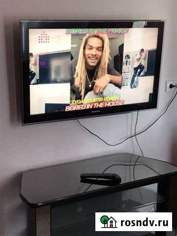 1-комнатная квартира, 34 м², 3/5 эт. в аренду посуточно в Астрахани Астрахань - изображение 1